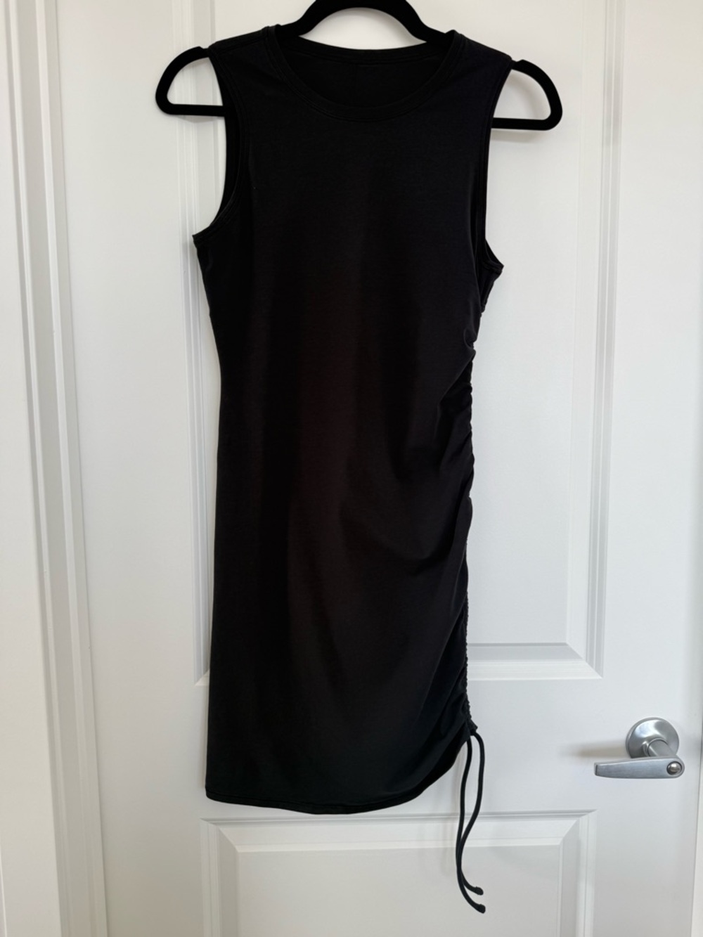 LULULEMON | Black Sleeveless Ruched Side Dress